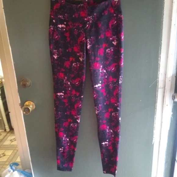 Old Navy Leggings - Picture 7 of 7